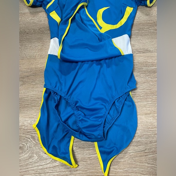 Street Fighter Costume - Picture 2 of 5